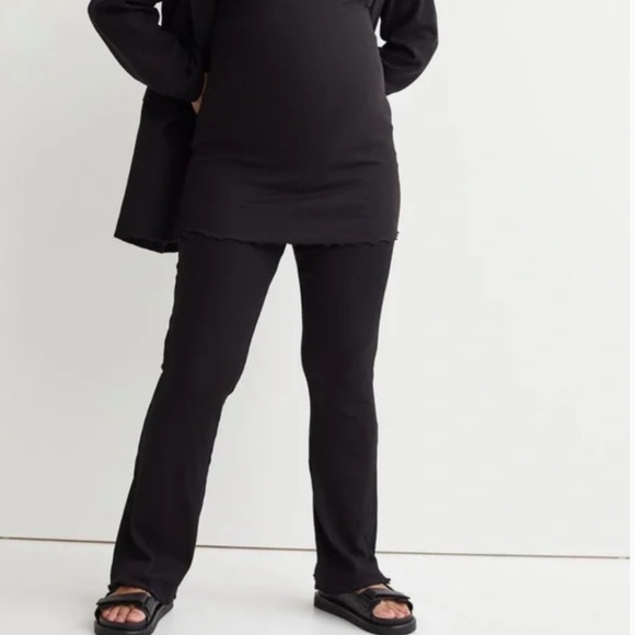 H&M Pants - Maternity Flared Leggings